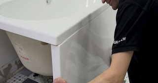 Установка экрана под ванну - цена за работу от 4164 руб. в Североморске